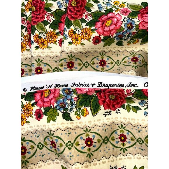 6.5 yds Vtg House 'N Home Fabrics & Draperies Decorator floral Upholstery Fabric - Picture 13 of 16